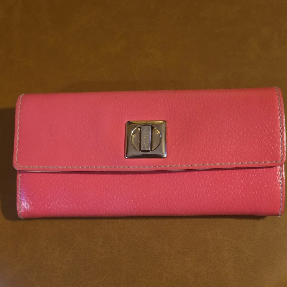 Kate Spade Women's Wallet